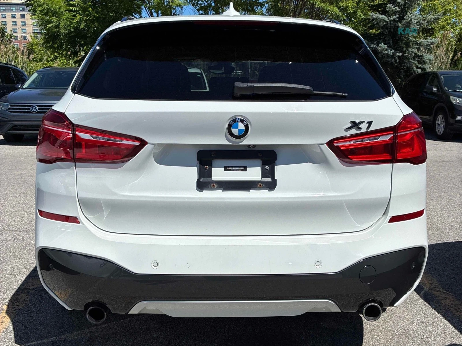 BMW X1 xDrive28i M-Sport Автокредит Цена до България, снимка 3 - Автомобили и джипове - 55058441