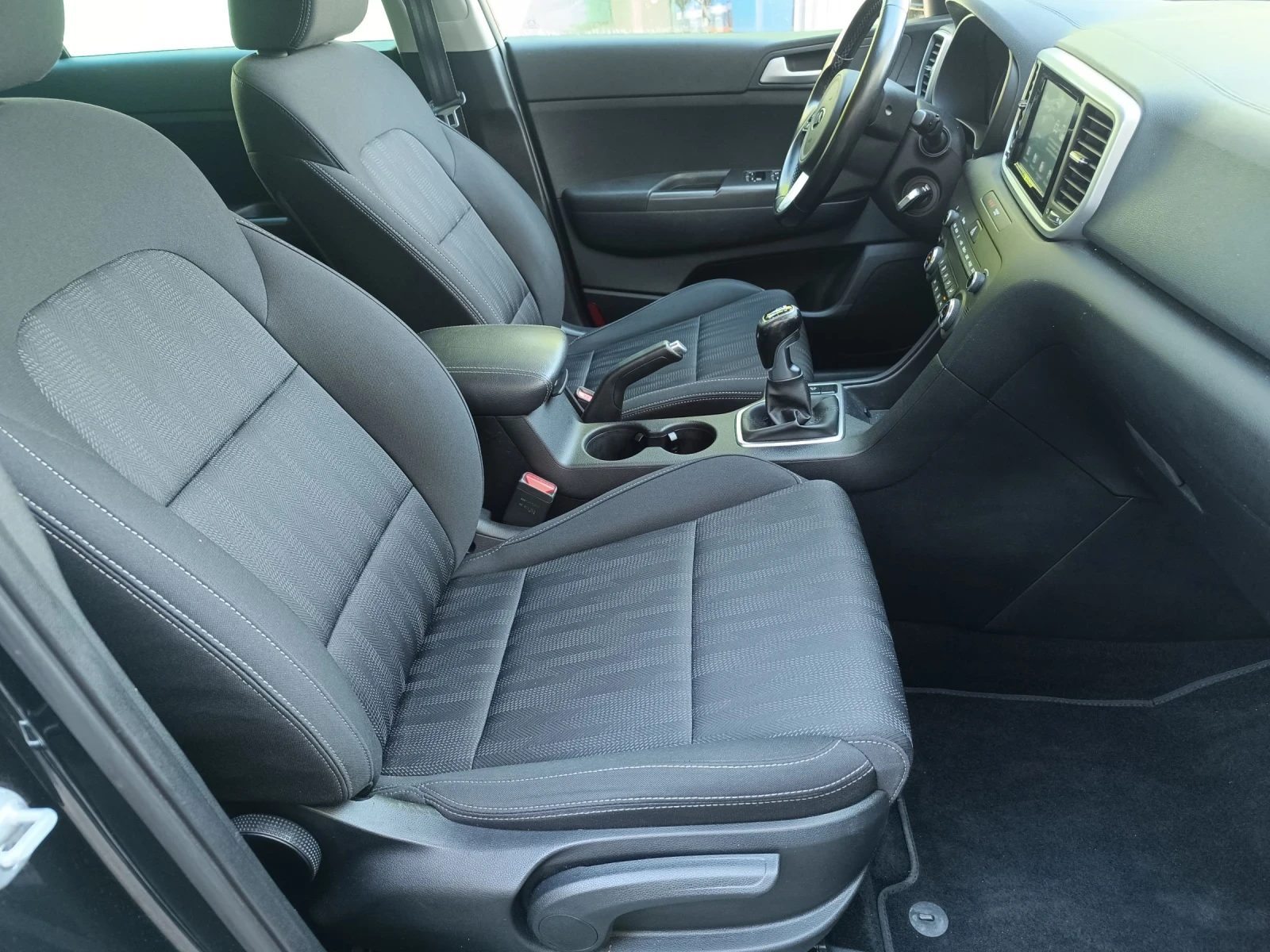 Kia Sportage 1.6 GDI Бензин - Газ 141000 км, снимка 14 - Автомобили и джипове - 55274236