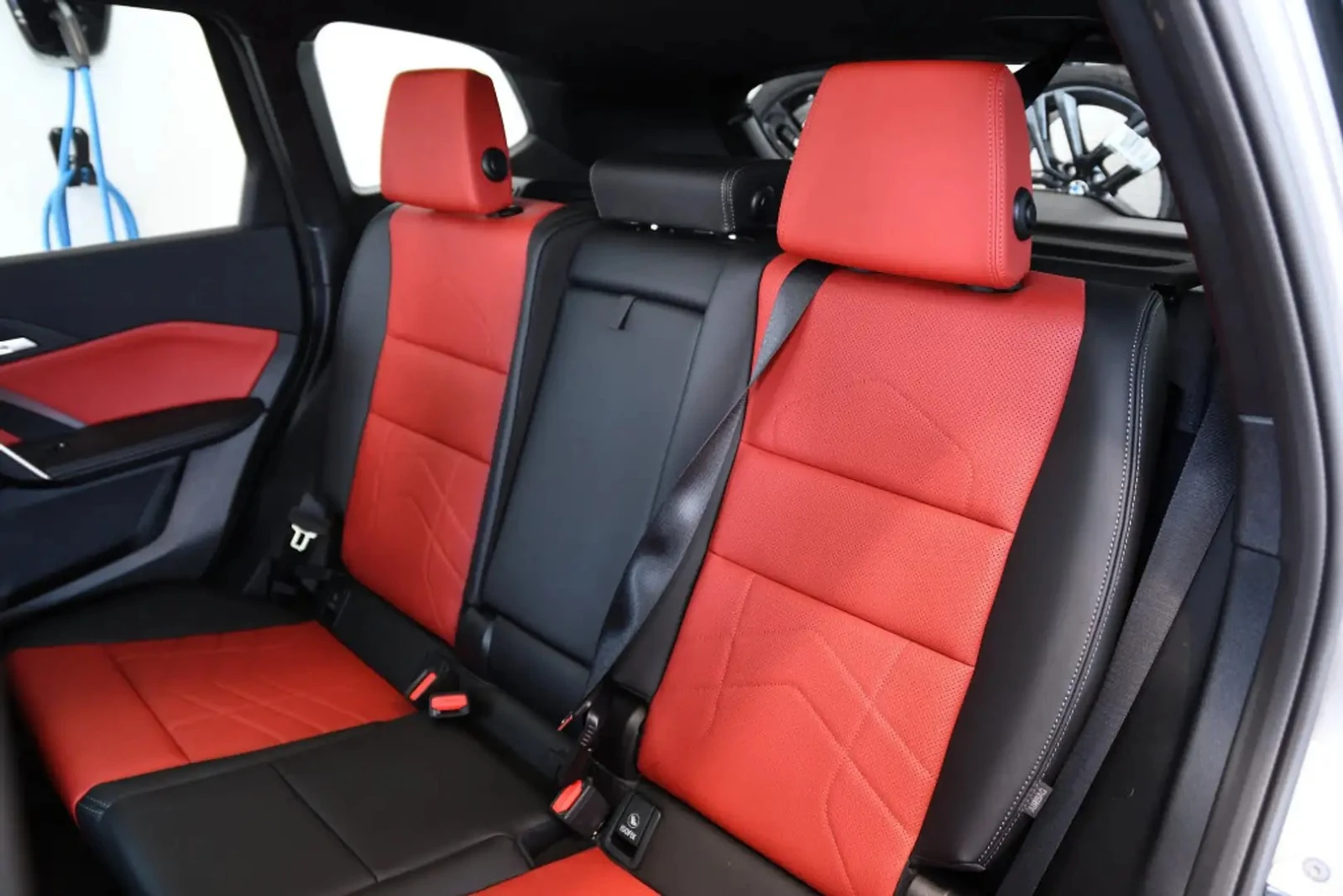 BMW X1 M35I LUXURY ЦЕНА ДО БЪЛГАРИЯ АВТОКРЕДИТ, снимка 15 - Автомобили и джипове - 55503876