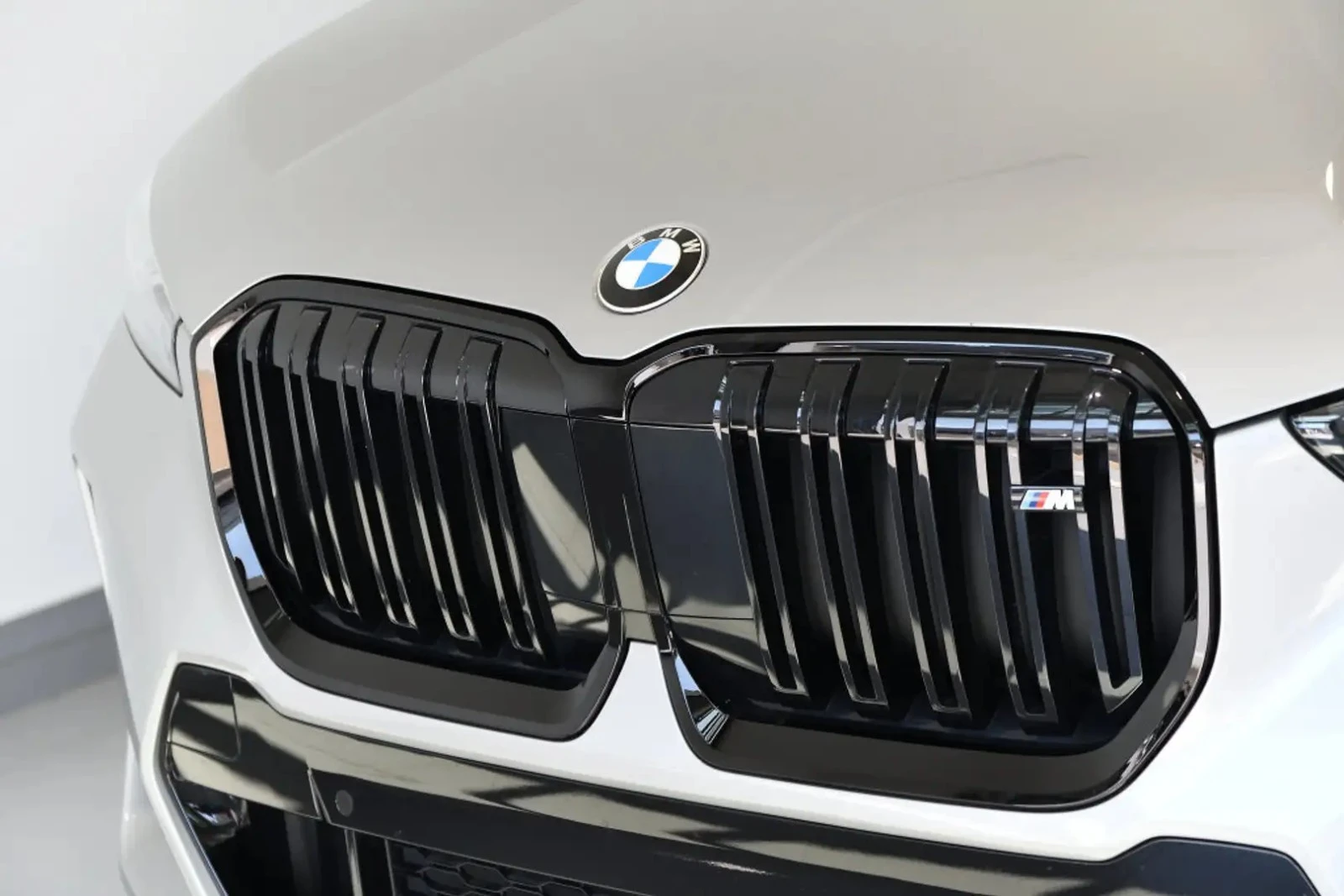 BMW X1 M35I LUXURY ЦЕНА ДО БЪЛГАРИЯ АВТОКРЕДИТ, снимка 3 - Автомобили и джипове - 55503876