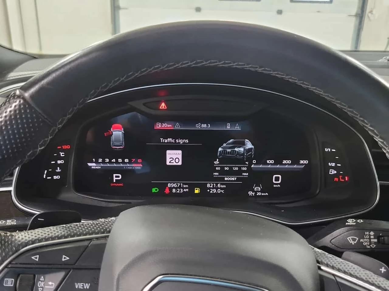 Audi SQ8 * 4.0 TFSI QUATTRO * CARFAX * От VW * , снимка 6 - Автомобили и джипове - 55517248