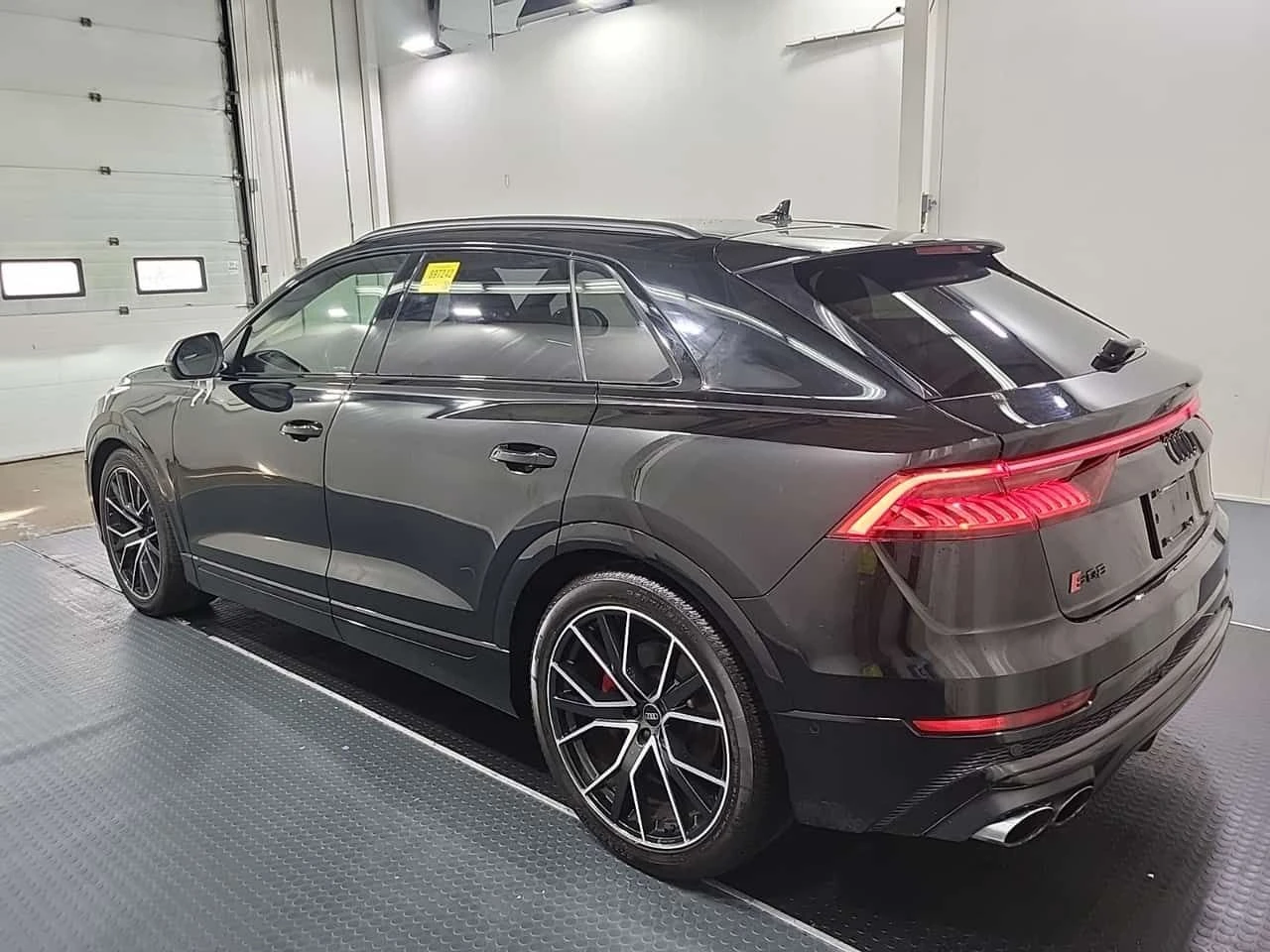 Audi SQ8 * 4.0 TFSI QUATTRO * CARFAX * От VW * , снимка 4 - Автомобили и джипове - 55517248