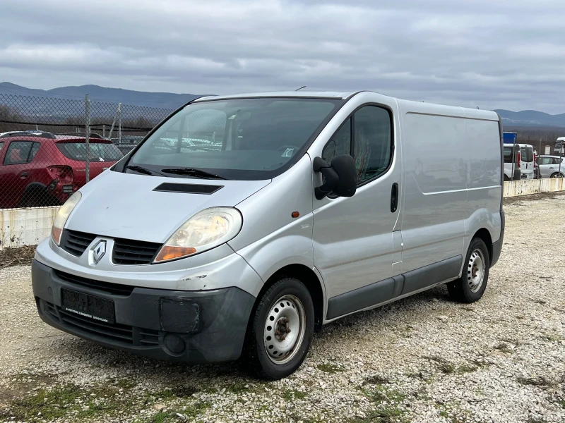 Renault Trafic 2.0, снимка 3 - Бусове и автобуси - 52687846