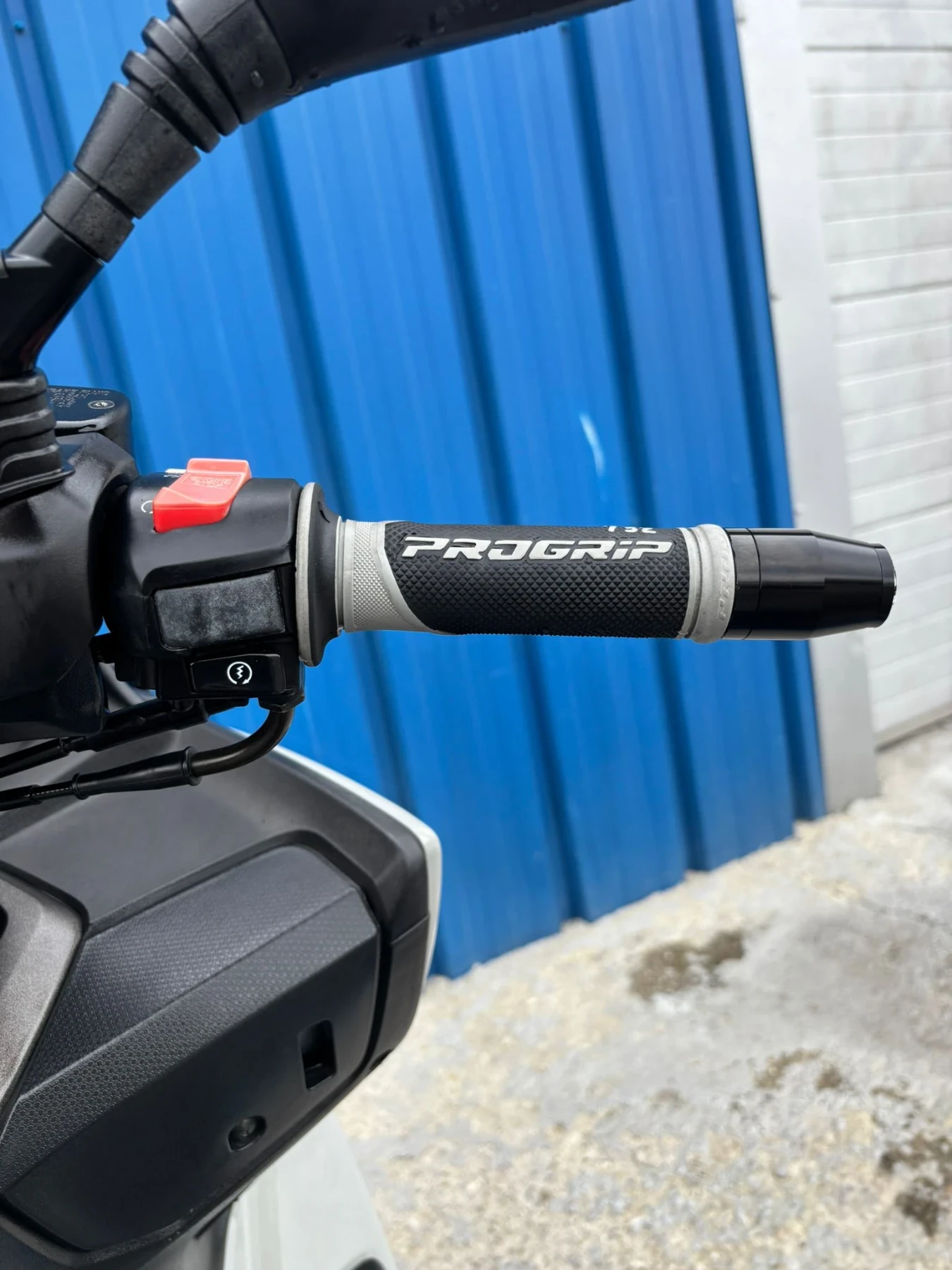 Kymco Downtown X-town 300i ABS  - изображение 9