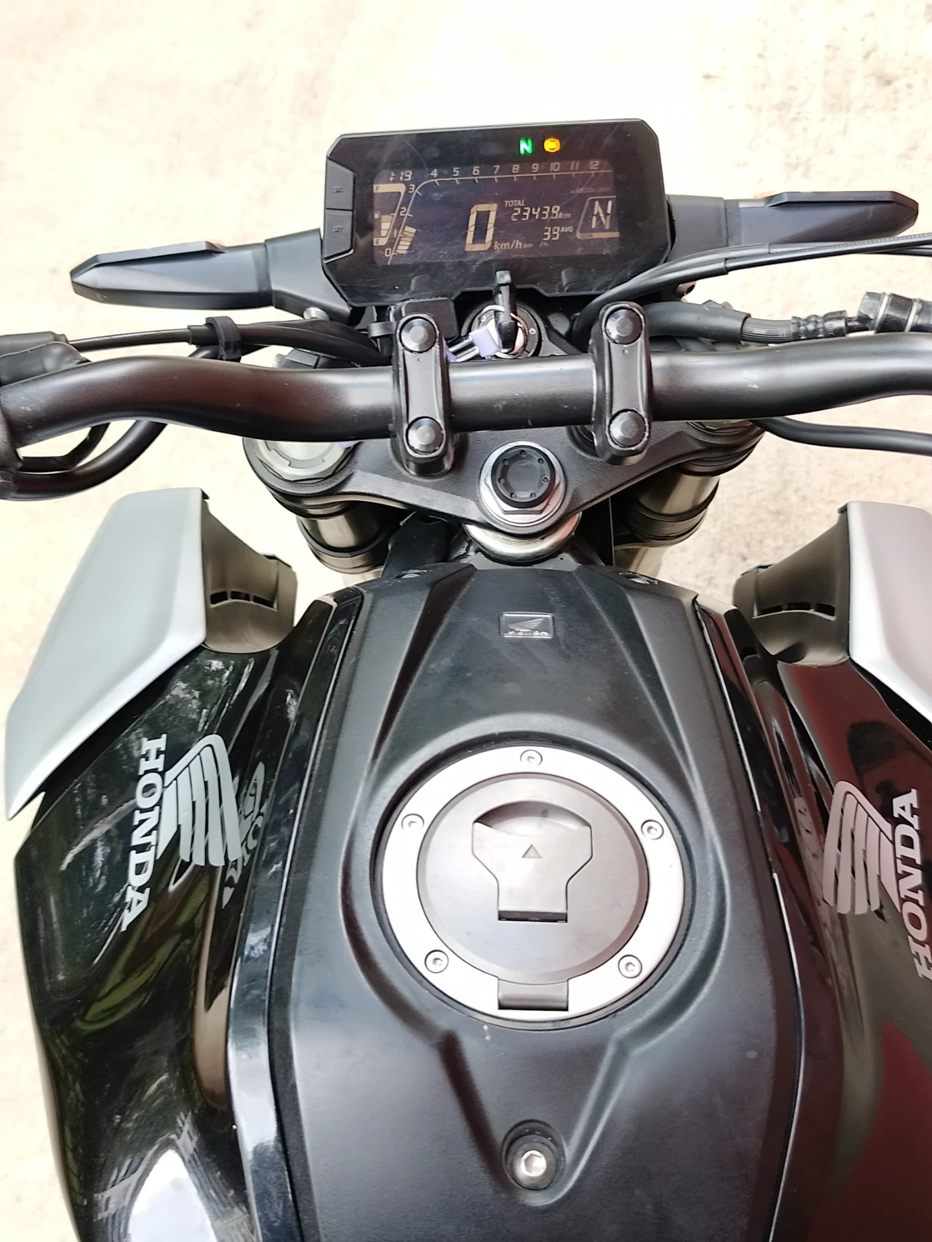 Honda 125 cb125r, снимка 8 - Мотоциклети и мототехника - 56201900