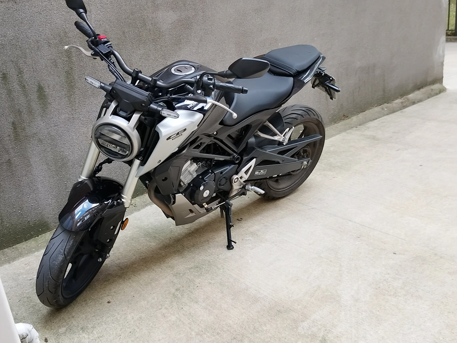 Honda 125 cb125r
