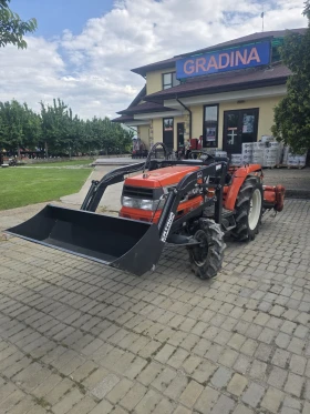 Трактор Kubota GL 25 с челен товарач, снимка 2