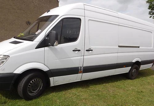 Светлини за Mercedes-Benz Sprinter 315, снимка 1 - Части - 22445604