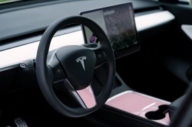 Tesla Model Y Performance , снимка 11