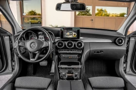 Mercedes-Benz C 220 C63 ПАКЕТ / BURMESTER / ШИБИДАХ / , снимка 11