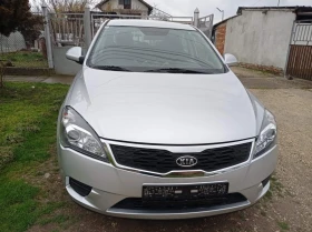Kia Ceed 1.4i, Face, 140х.км - 3300 € / 6454.24 лв. - 71354896 3