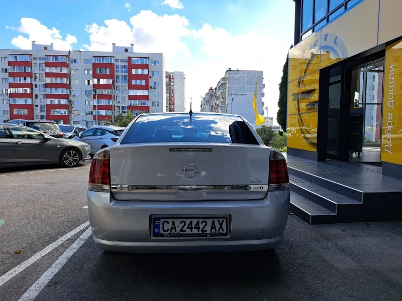 Opel Vectra C 1.9 дизел, снимка 3 - Автомобили и джипове - 46963066