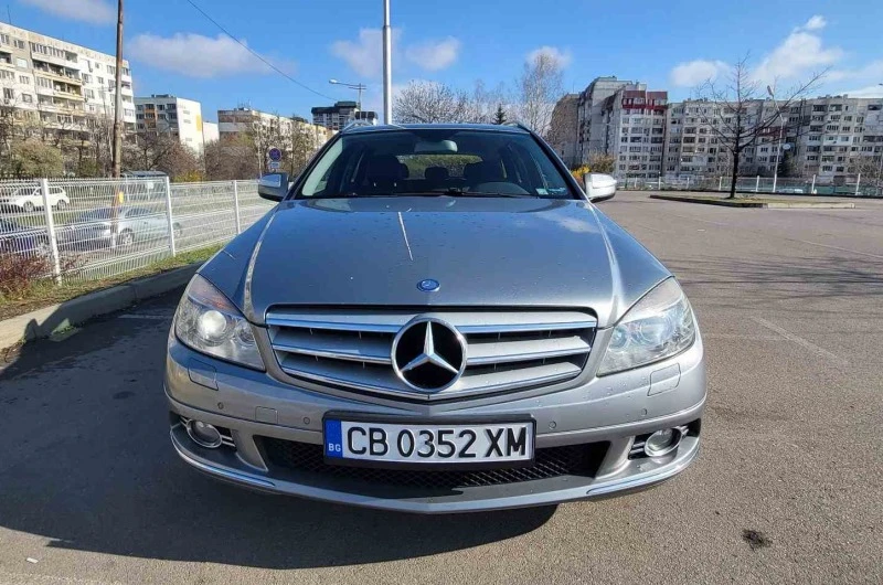 Mercedes-Benz C 220 CDI  Avantgarde, снимка 5 - Автомобили и джипове - 44939639