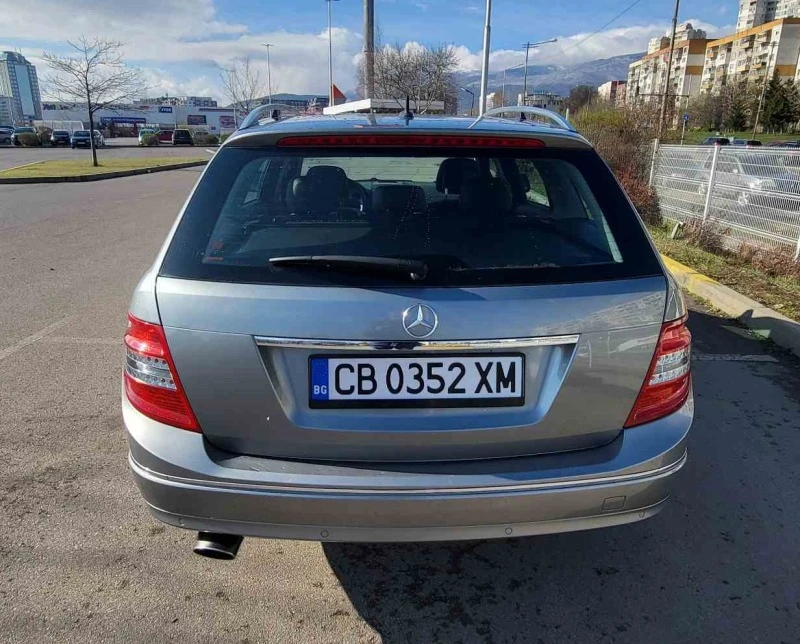 Mercedes-Benz C 220 CDI  Avantgarde, снимка 6 - Автомобили и джипове - 44939639