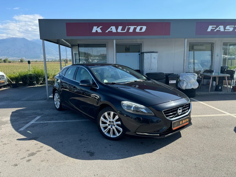 Volvo V40 2.0 D4 / 177 кс / FULL, снимка 4 - Автомобили и джипове - 47332548