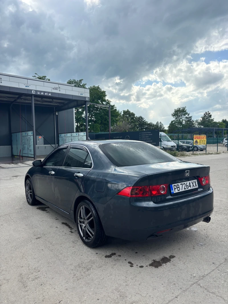 Honda Accord 2.0i LPG, снимка 3 - Автомобили и джипове - 52305488