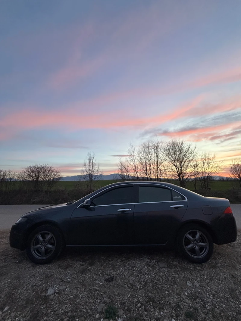 Honda Accord 2.0i LPG, снимка 8 - Автомобили и джипове - 52941153