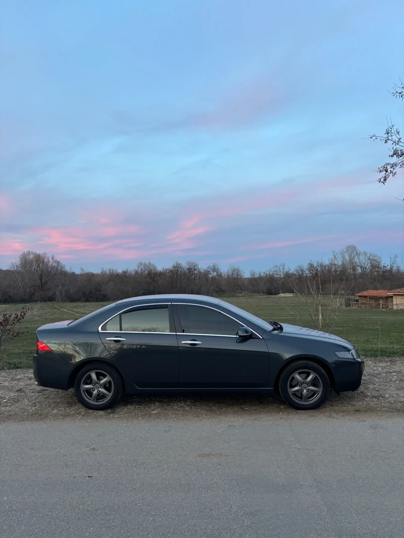 Honda Accord 2.0i LPG, снимка 9 - Автомобили и джипове - 52941153