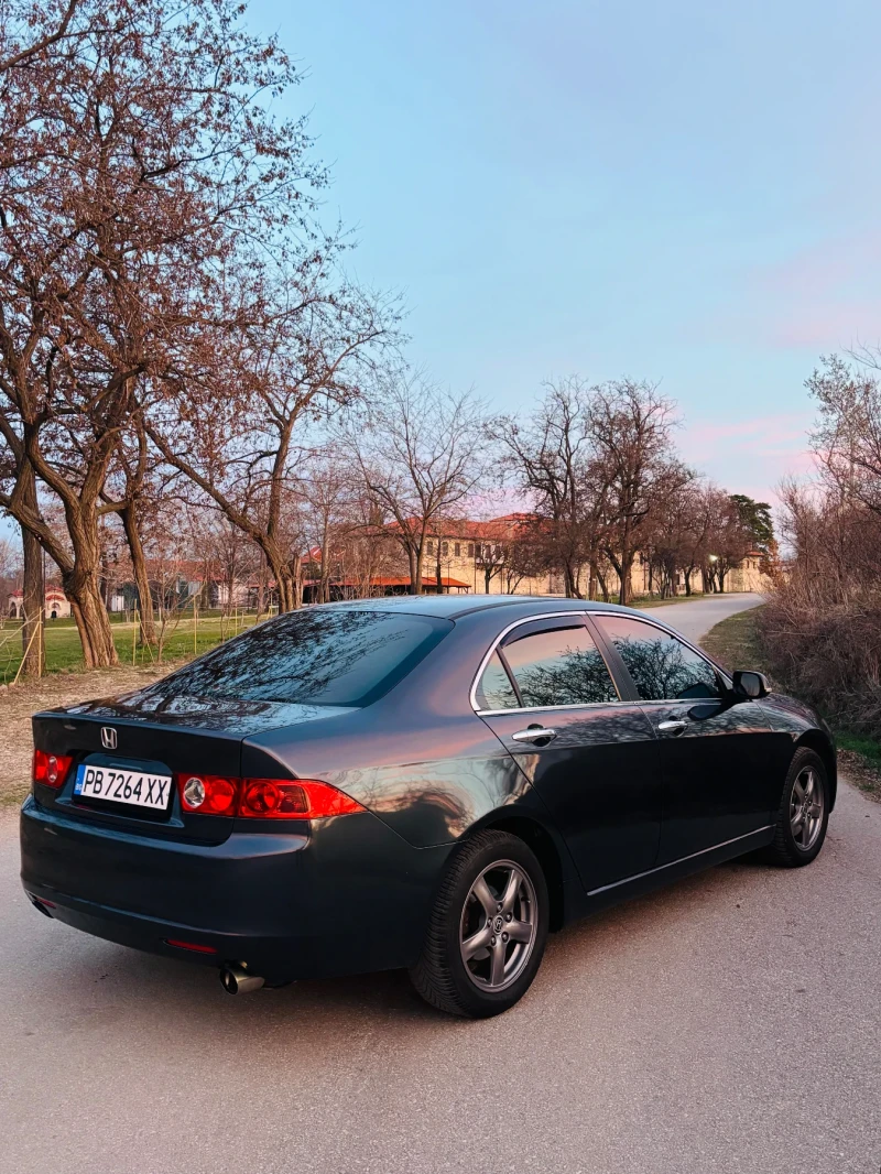 Honda Accord 2.0i LPG, снимка 7 - Автомобили и джипове - 52941153
