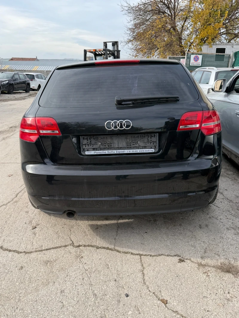 Audi A3 1.6tdi cay автомат, снимка 7 - Автомобили и джипове - 52577560