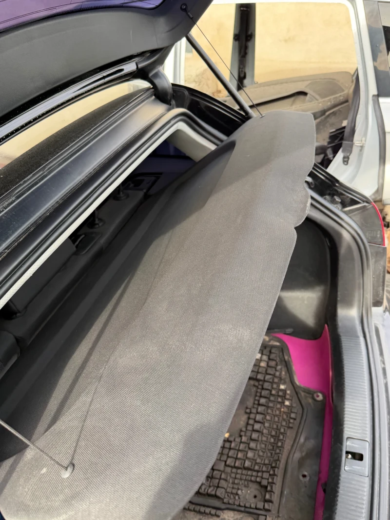 Audi A3 1.6tdi cay автомат, снимка 5 - Автомобили и джипове - 52577560