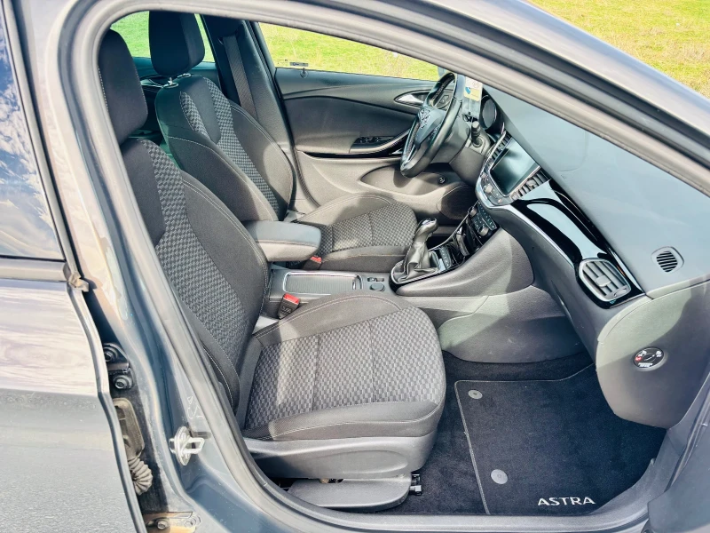 Opel Astra 1.4-125k.s, снимка 11 - Автомобили и джипове - 53041518