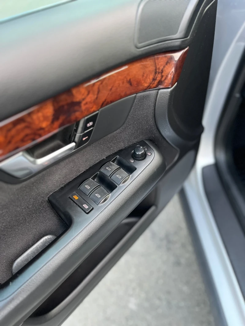 Audi A4 1.9TDI AVF 6ck., Круиз к. ТОП Състояние , снимка 9 - Автомобили и джипове - 53223962