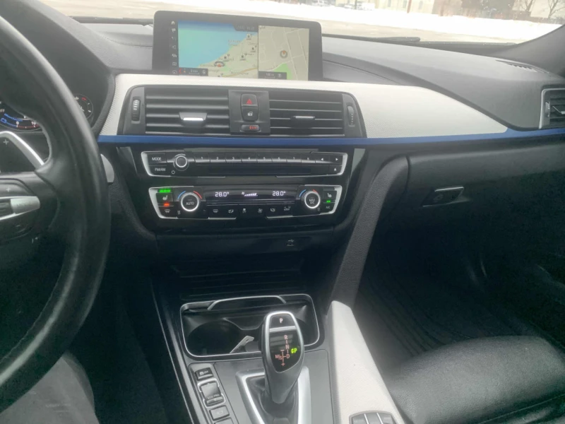 BMW 330 XDRIVE * B48* HEAD UP* ПАНОРАМА* HARMON/KARDON* , снимка 10 - Автомобили и джипове - 53567244