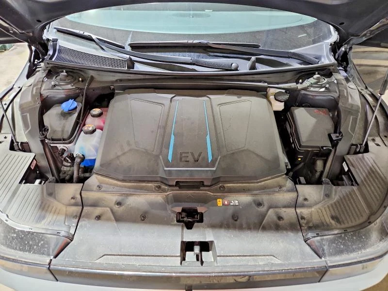 Hyundai Ioniq 5 SEL / 4X4 / ЛИЗИНГ, снимка 11 - Автомобили и джипове - 54705626