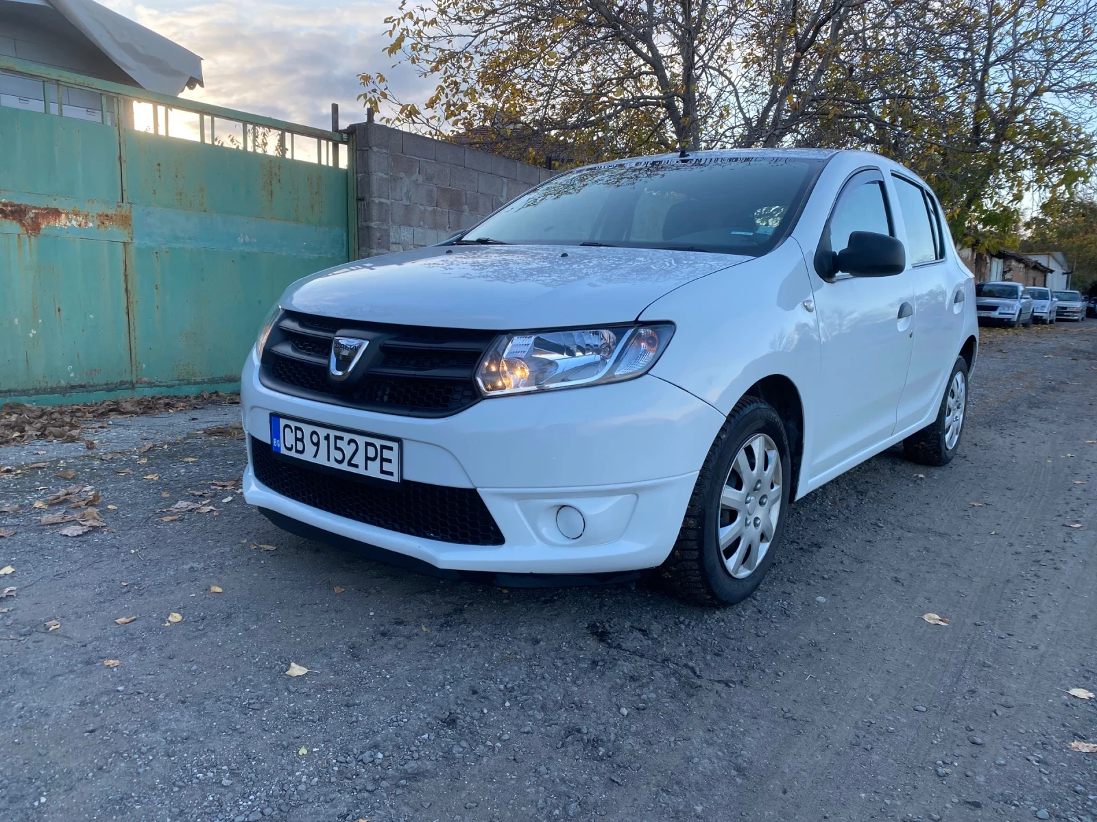 Dacia Sandero Дачия сандеро 0.900т - фабрична газова - изображение 3