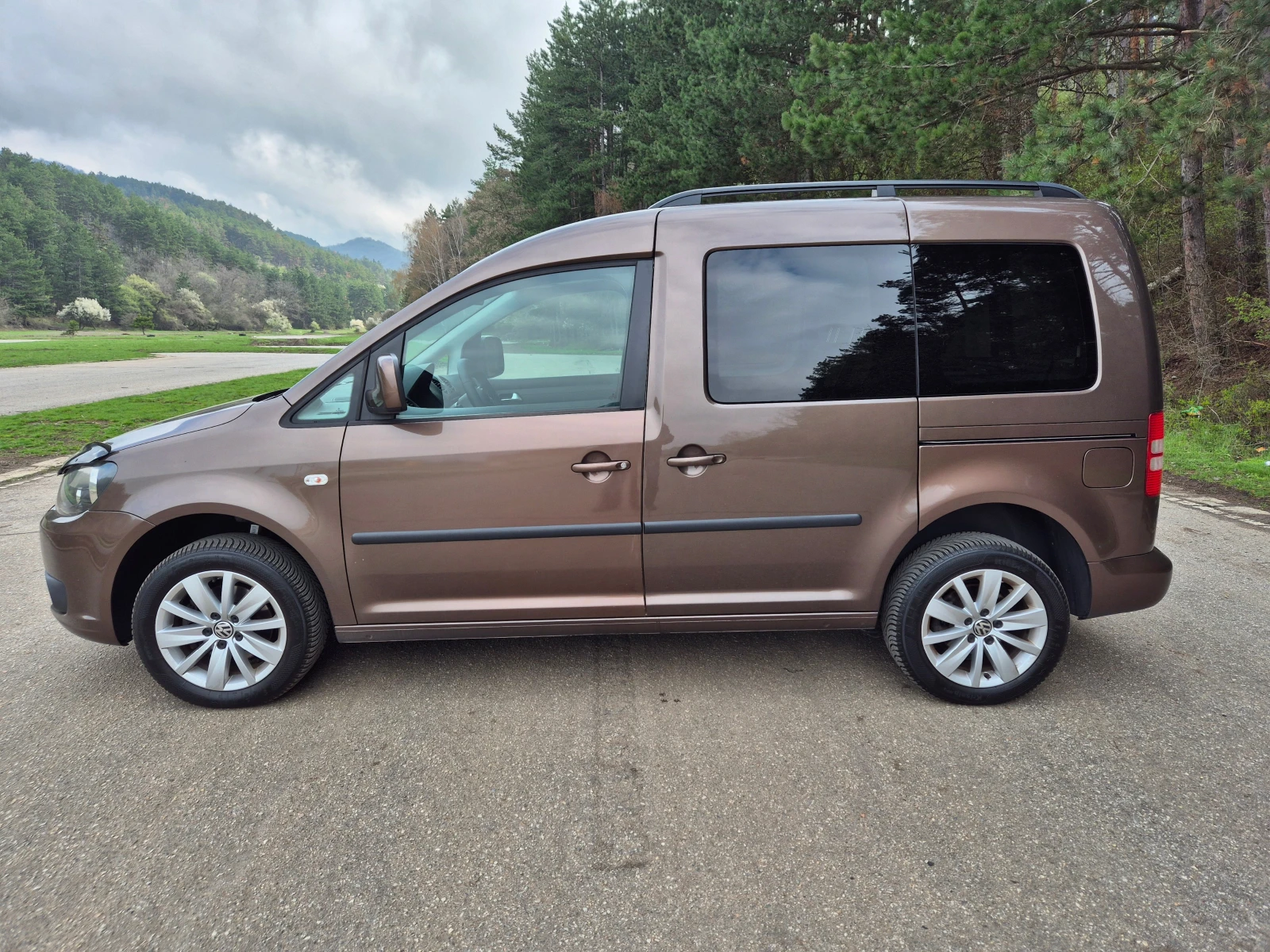 VW Caddy  - изображение 7