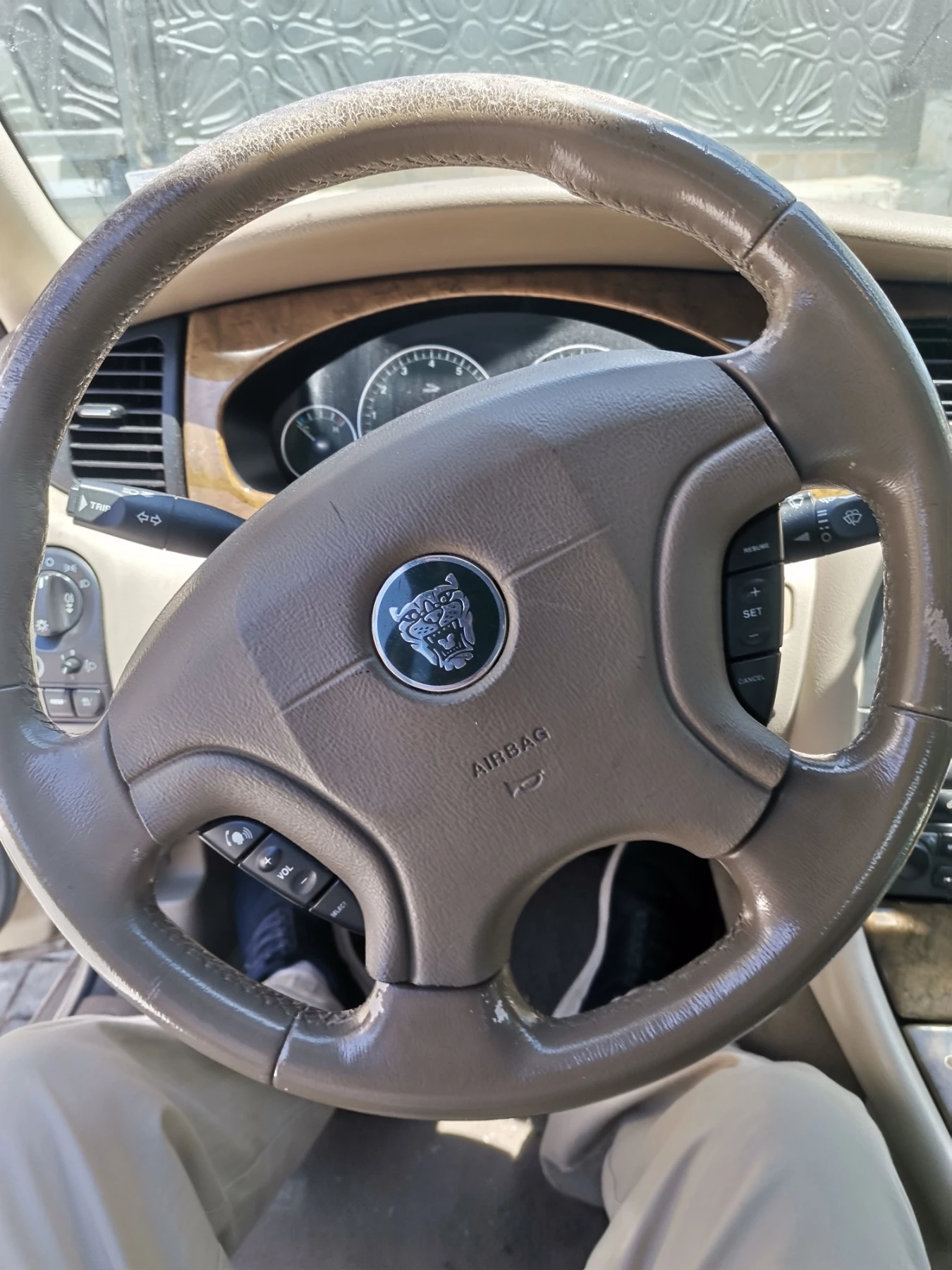 Jaguar Xj  - изображение 6