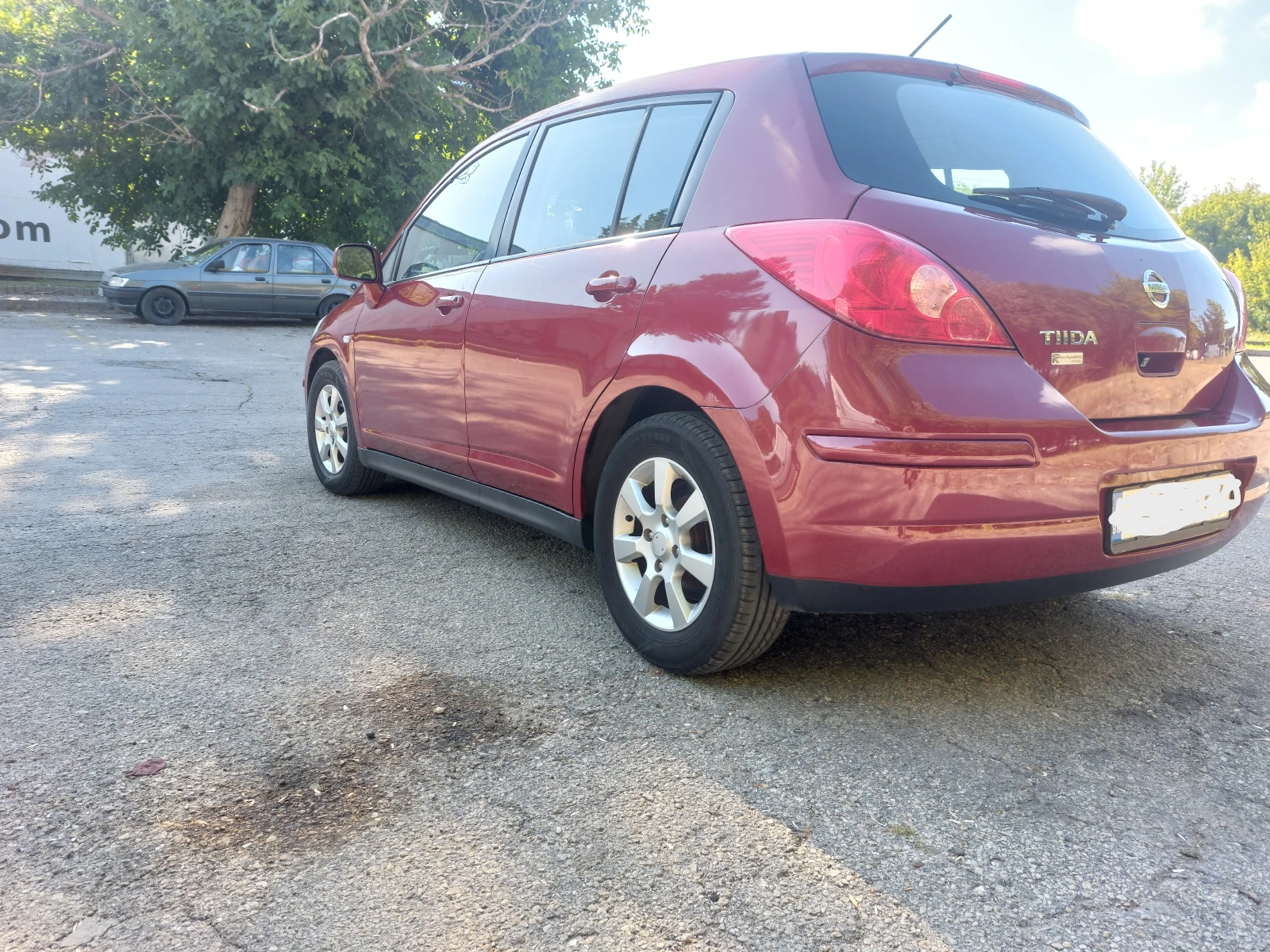 Nissan Tiida  - изображение 3