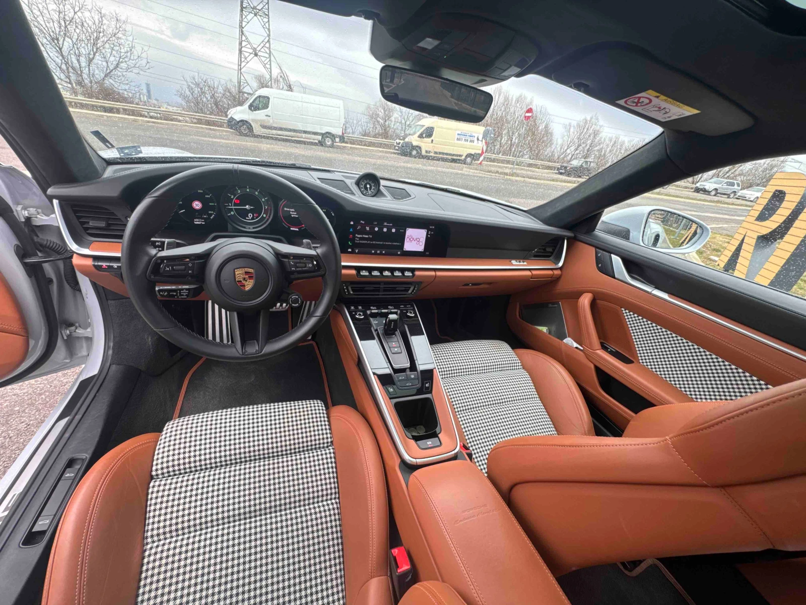 Porsche 911 992 Turbo S Heritage Design Classic Гаранция, снимка 10 - Автомобили и джипове - 53912186