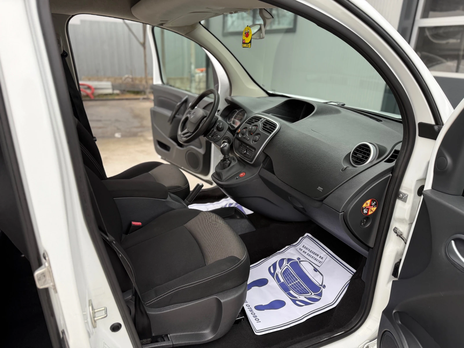 Renault Kangoo 1.5dci -EURO6, снимка 11 - Автомобили и джипове - 53917550