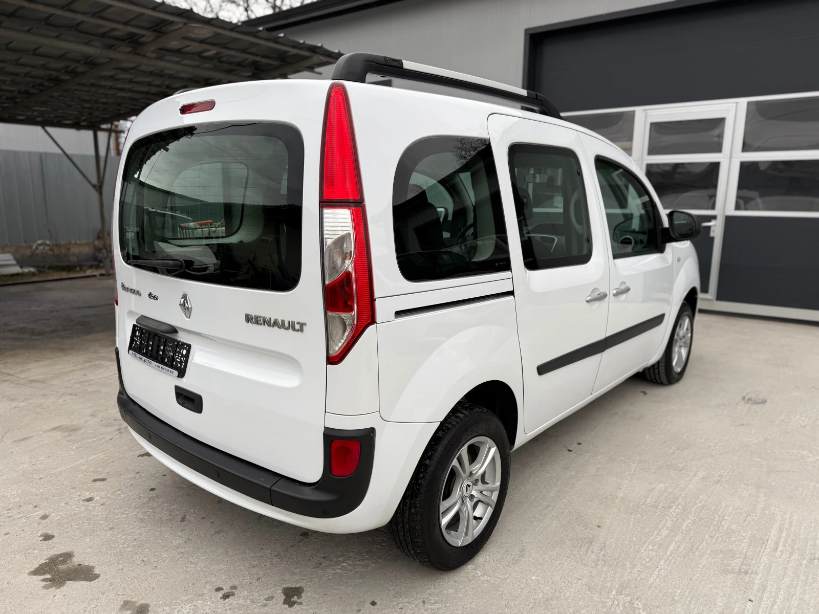 Renault Kangoo 1.5dci -EURO6, снимка 7 - Автомобили и джипове - 53917550