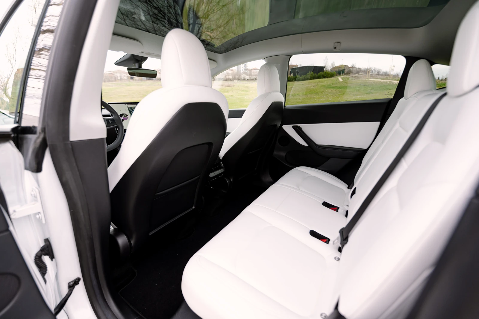 Tesla Model Y Performance , снимка 12 - Автомобили и джипове - 53970164