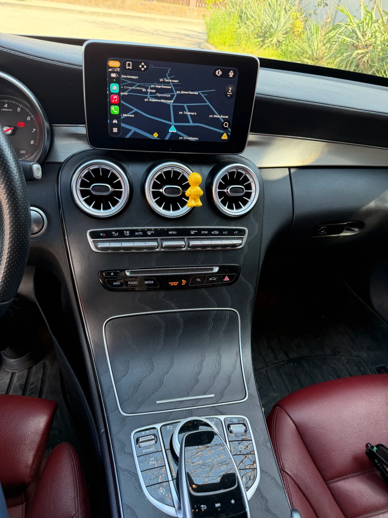 Mercedes-Benz C 300, снимка 7 - Автомобили и джипове - 54442785