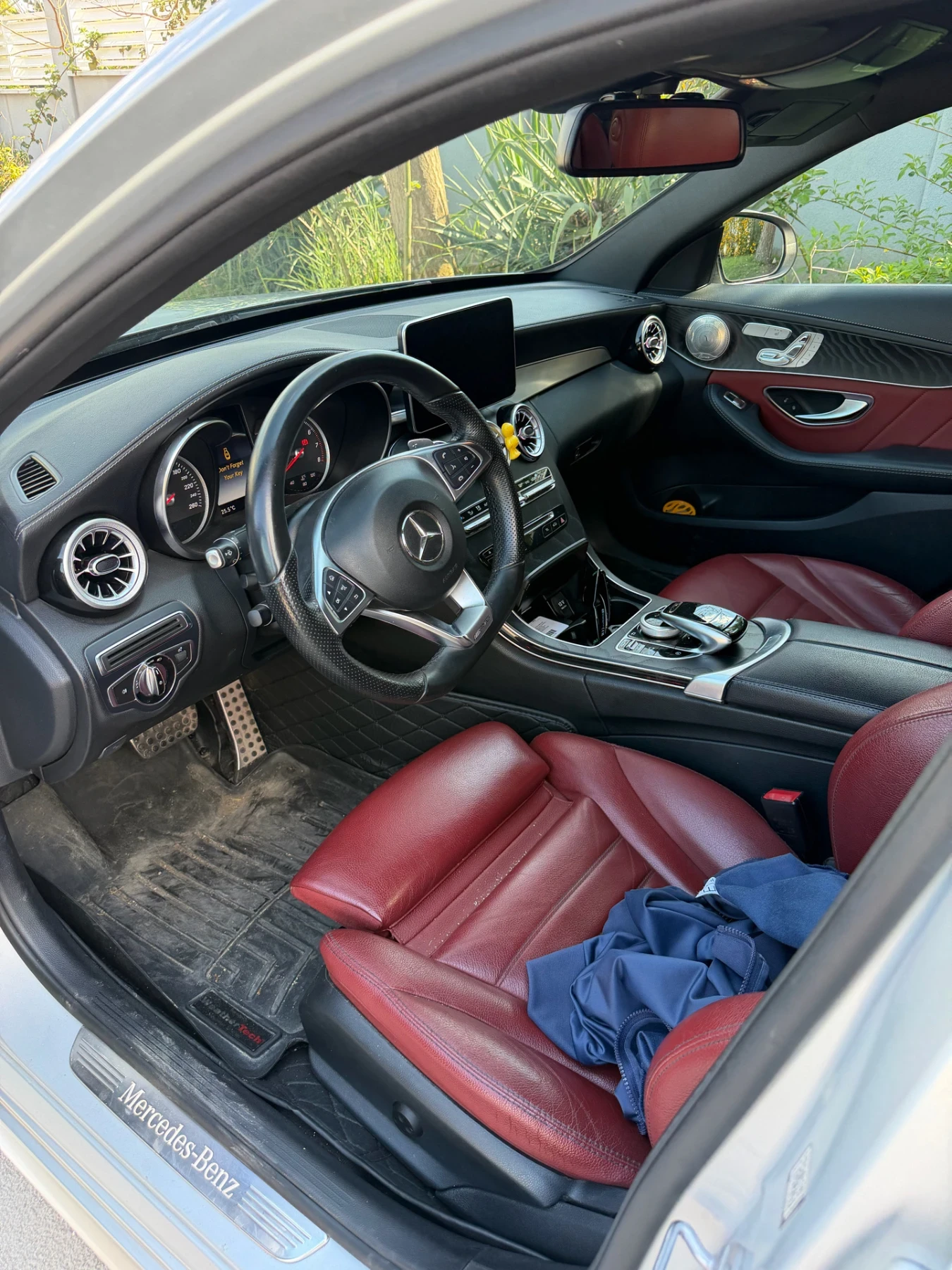 Mercedes-Benz C 300, снимка 11 - Автомобили и джипове - 54442785