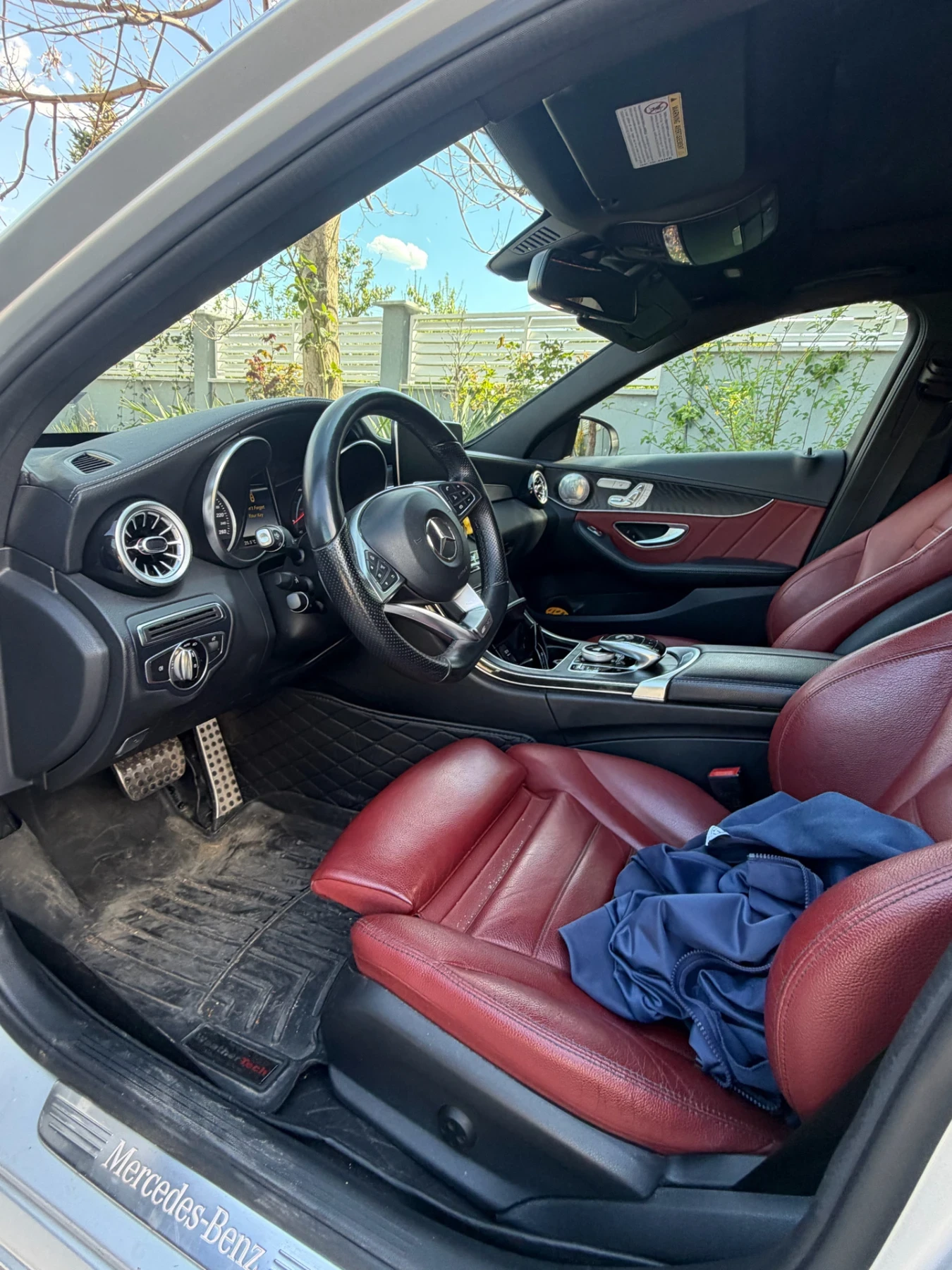 Mercedes-Benz C 300, снимка 10 - Автомобили и джипове - 54442785