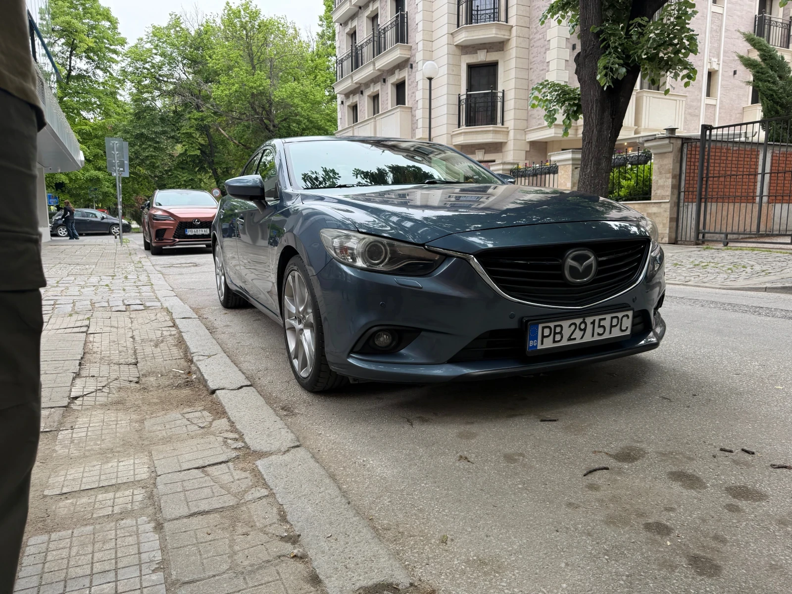 Mazda 6