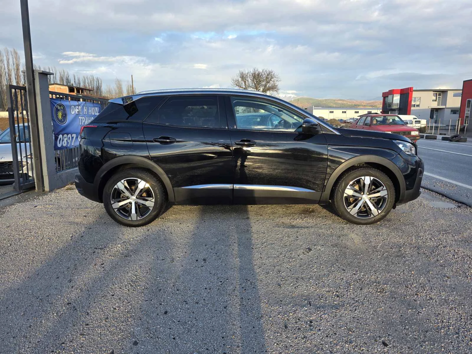 Peugeot 3008 1.2 PureTech Автоматик| Навигация| Парктроник, снимка 4 - Автомобили и джипове - 54762260
