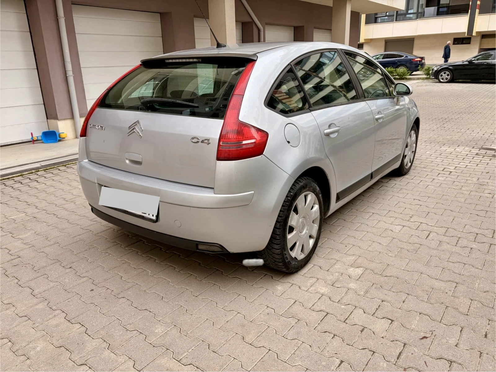 Citroen C4 1, 6 HDI, снимка 7 - Автомобили и джипове - 54776198