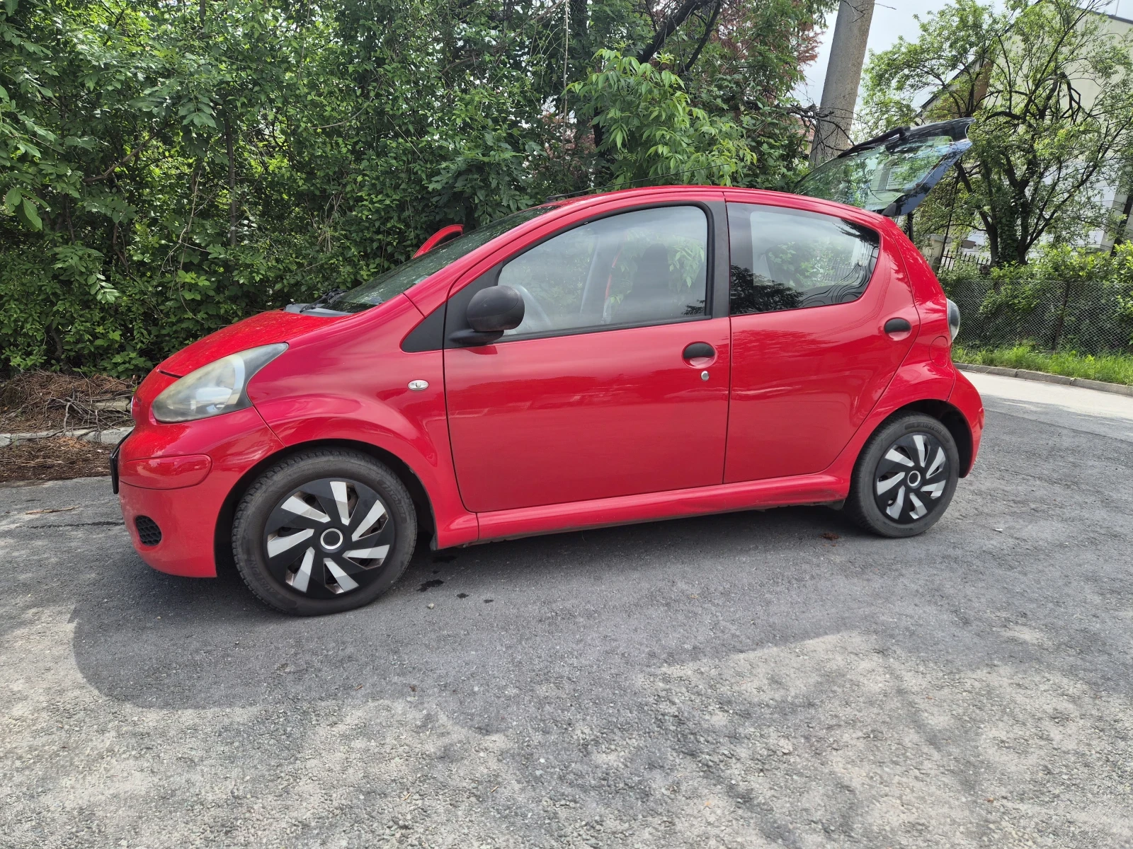 Toyota Aygo, снимка 2 - Автомобили и джипове - 54788569