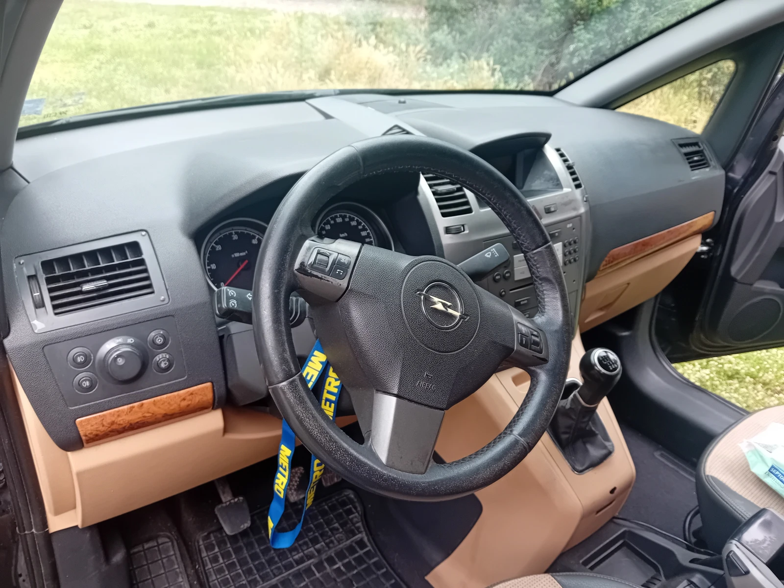 Opel Zafira, снимка 10 - Автомобили и джипове - 54942801