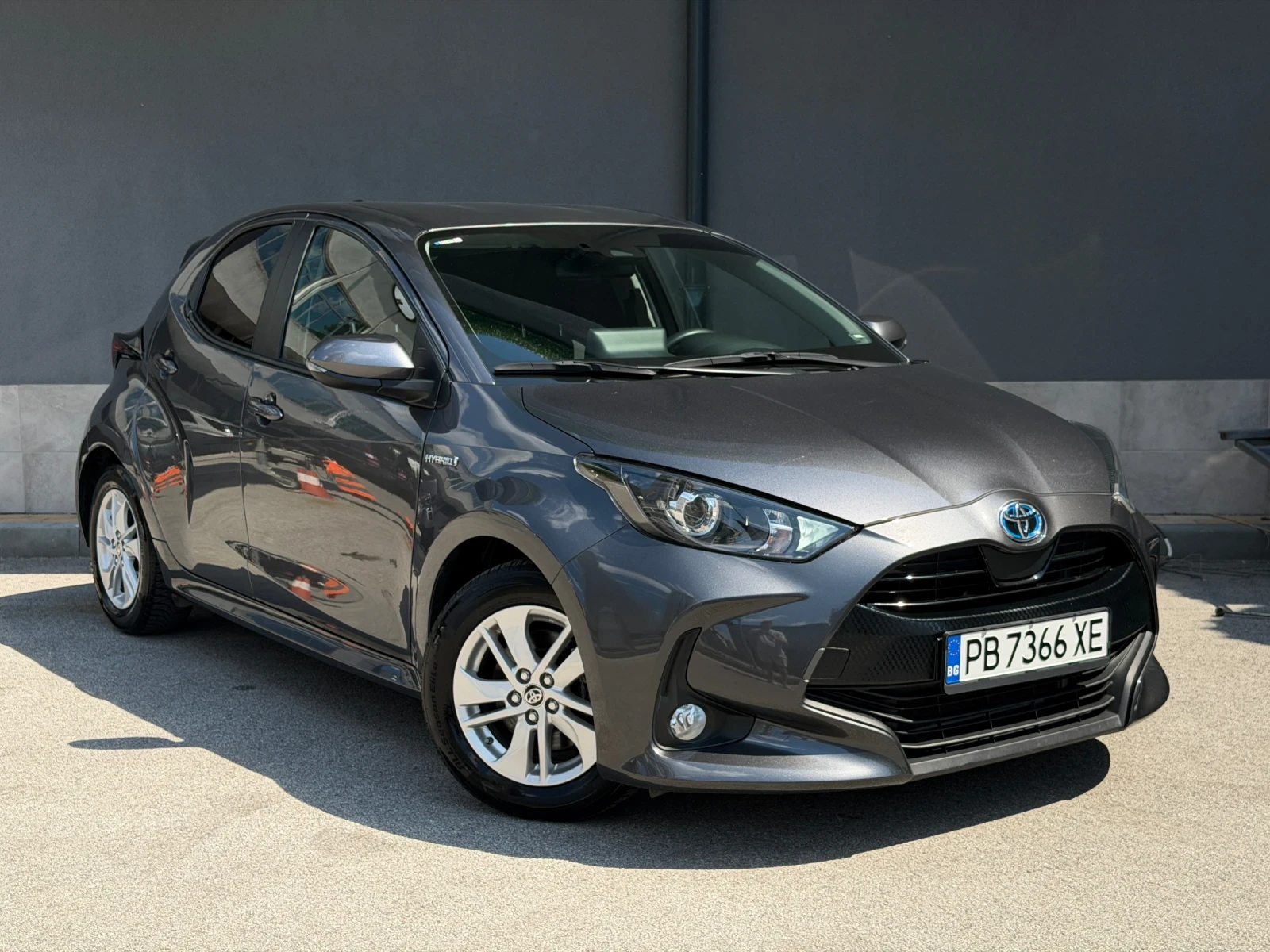 Toyota Yaris 1.5 HYBRID с гаранция до 2032г, снимка 4 - Автомобили и джипове - 55031516