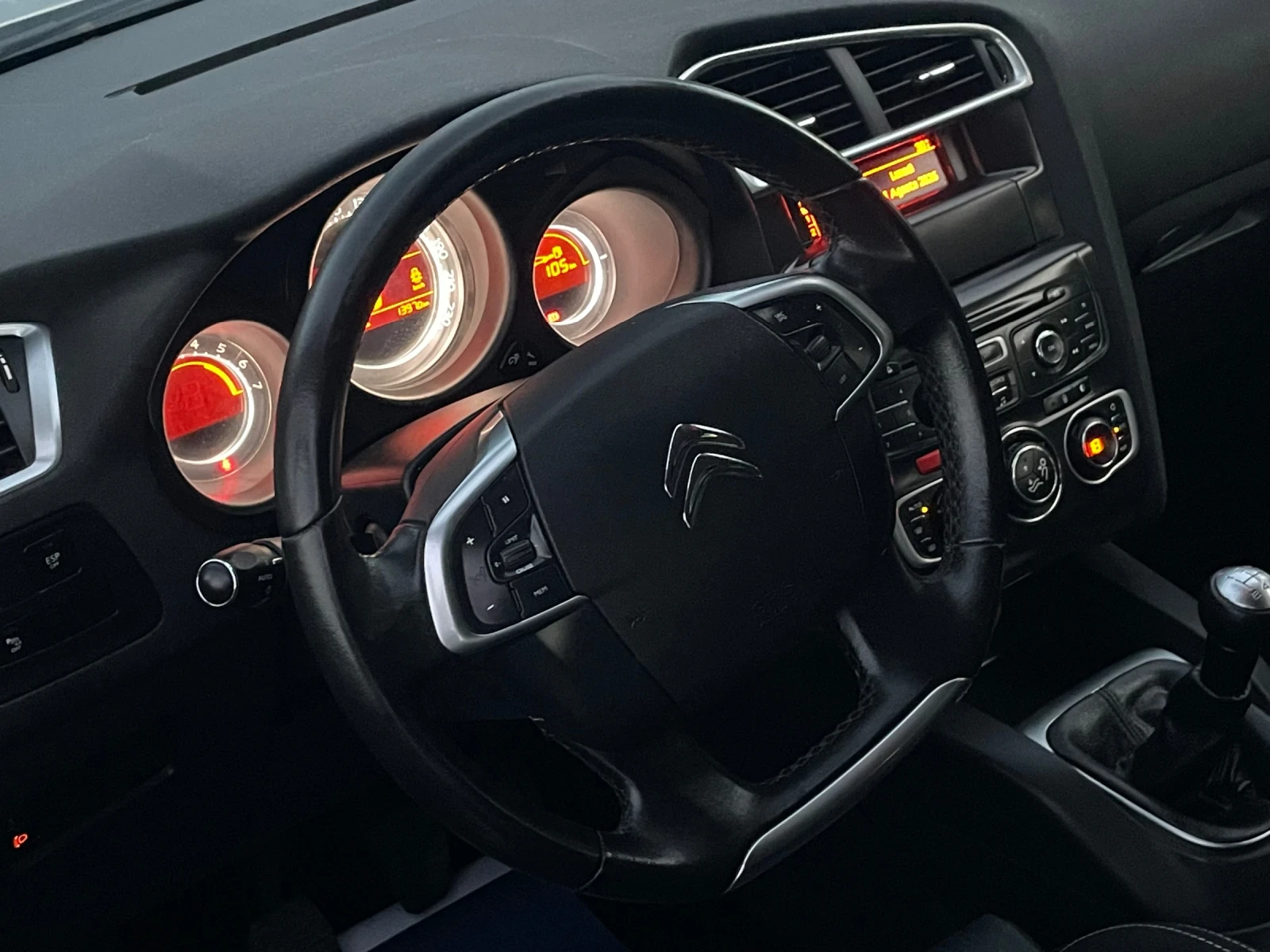 Citroen C4 1.6HDI 173000км , снимка 13 - Автомобили и джипове - 55903424