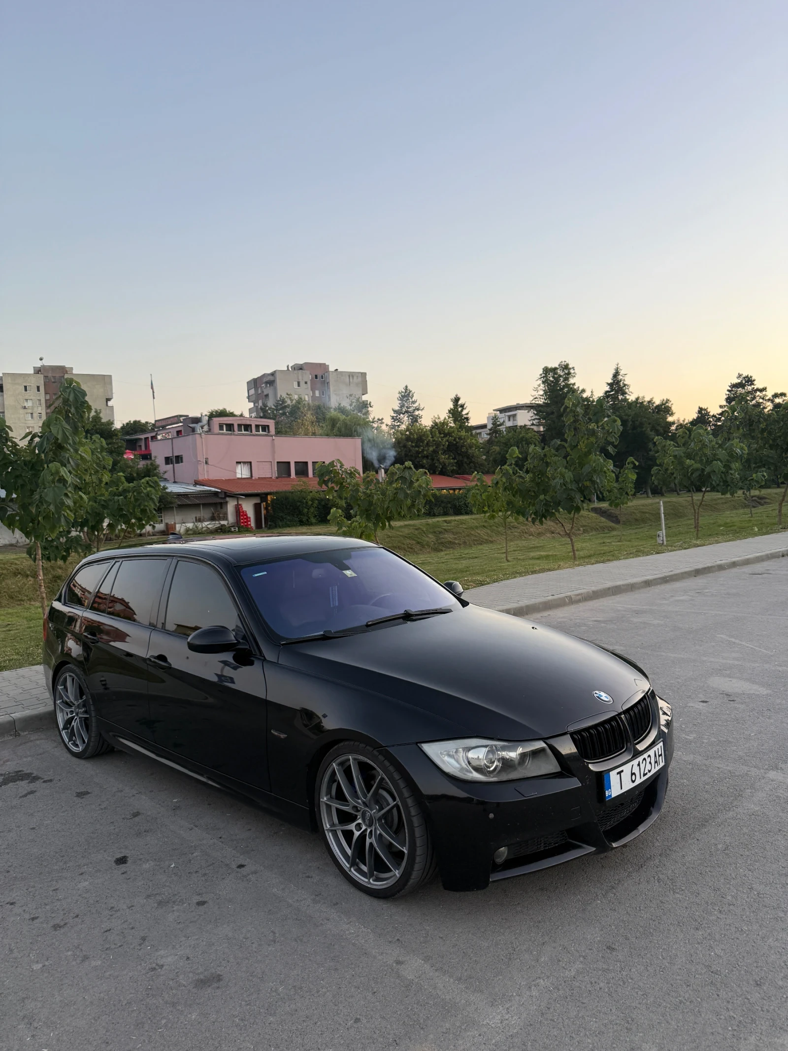 BMW 330 Xd M-pack лизинг, снимка 2 - Автомобили и джипове - 55994629