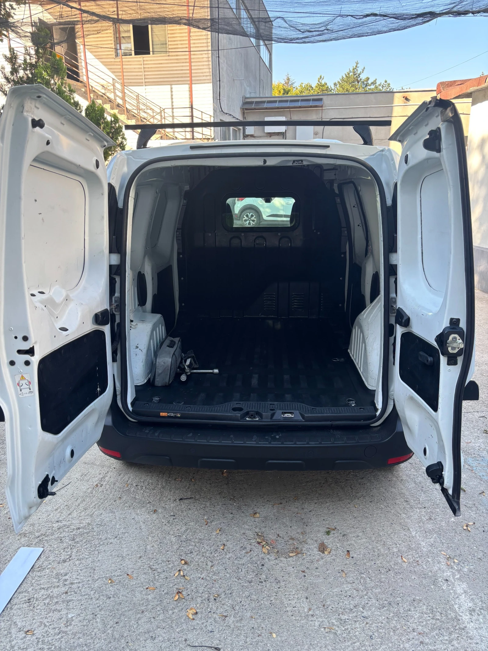 Renault Express 1.5 dCi, снимка 5 - Автомобили и джипове - 55999377