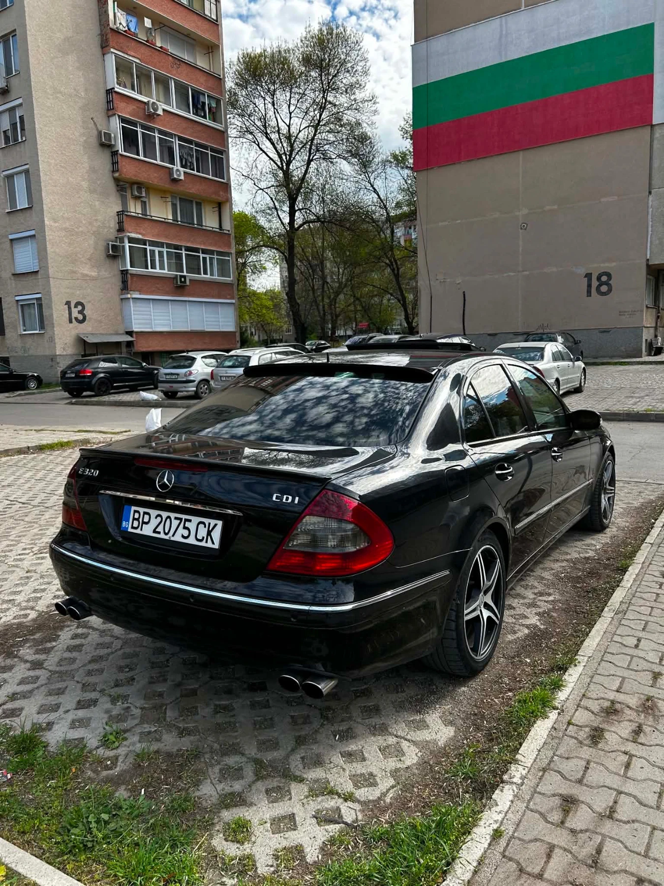 Mercedes-Benz E 320, снимка 2 - Автомобили и джипове - 56273475
